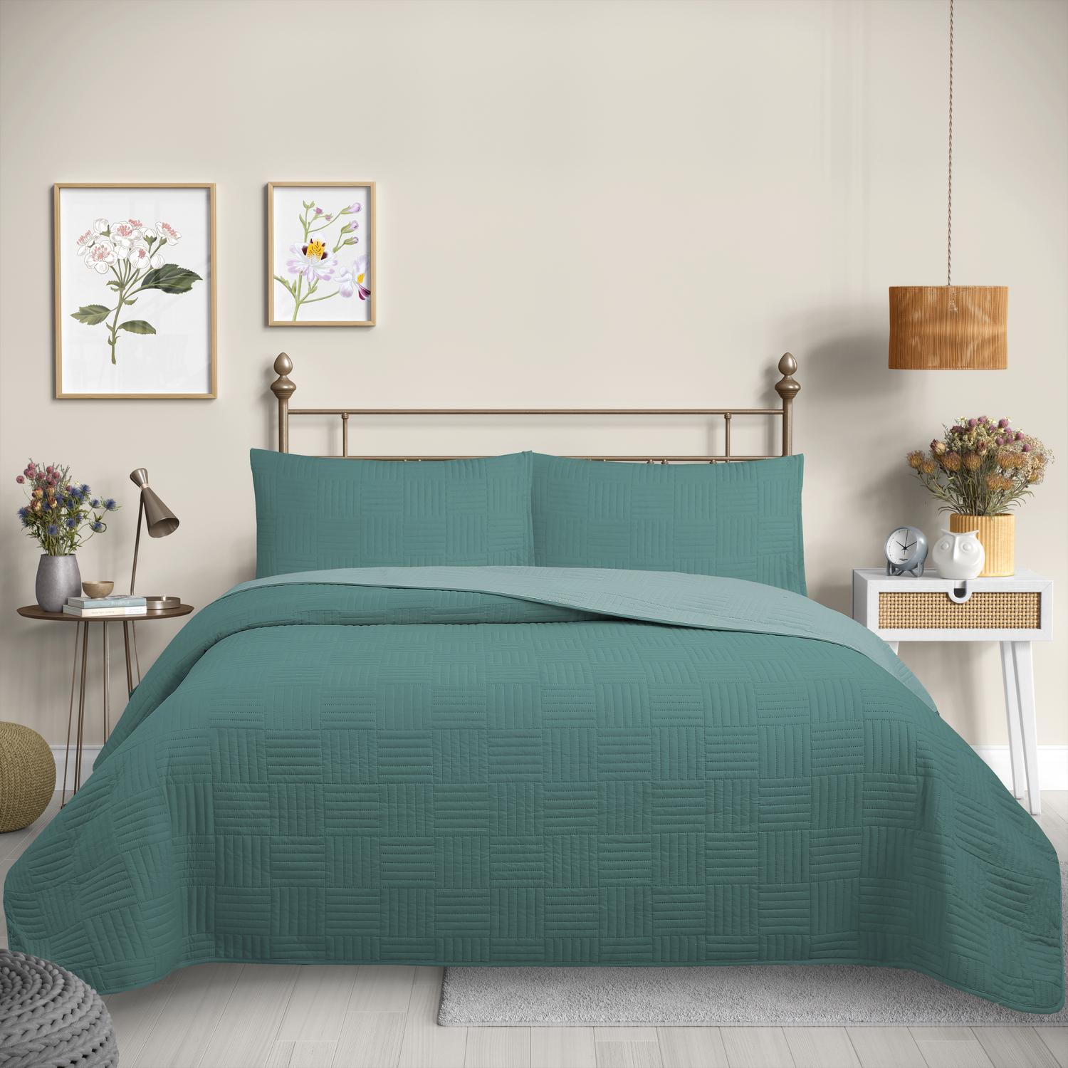 Cubrecama Quilt Reversible 1,5 Plazas Color Verde Trama Collection Cubrecama Quilt Reversible 1,5 Plazas Color Verde Trama Collection - Imagen 1